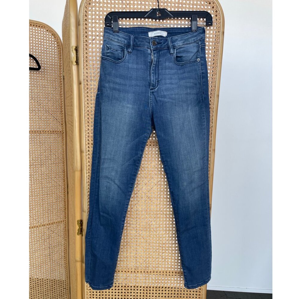 Hidden Skinny Jeans
